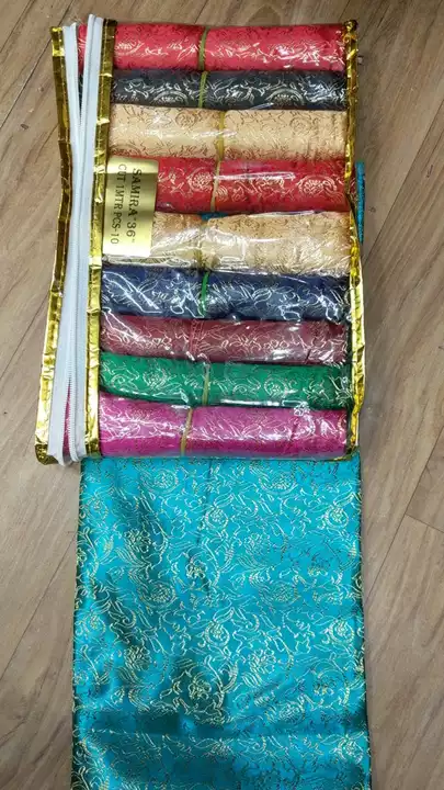 Lazari blouse piece 1 meter cut uploaded by Sri Mahalakshmi textiles on 9/26/2022
