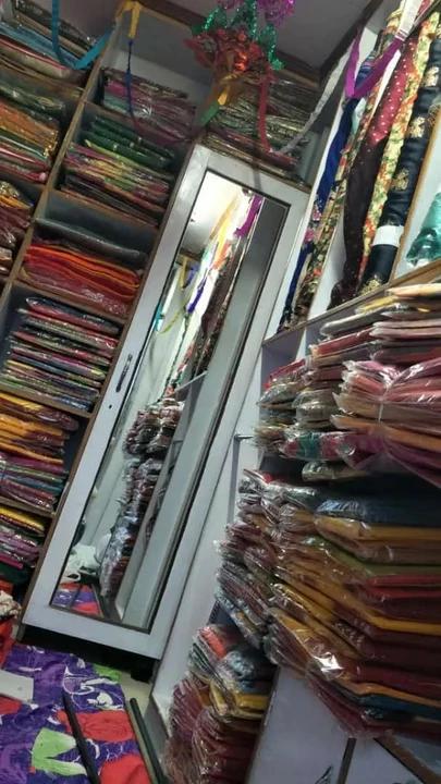 Shop Store Images of Aalnkar. Kapda