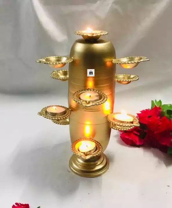 Post image *METAL DIA PIILAR*
BEAUTIFUL ROUND SHAPE DIA pillar with 13 dia's aroundIt burn and get an extra ordinaryExclusive lookWith lightningBook soon limited pcs in stockSize-13×9 inches₹1299/- free shipping ridhi sidhi