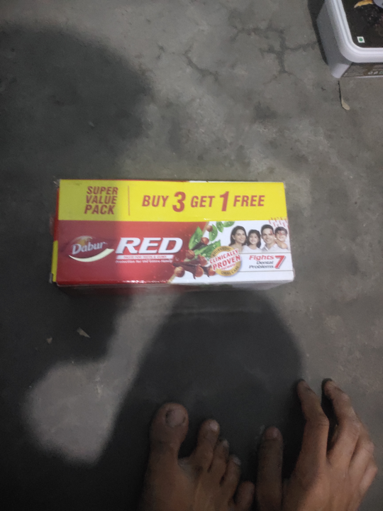 Post image I want 100 pieces of Dabur red toothpaste 800gm  at a total order value of 20000. Please send me price if you have this available.