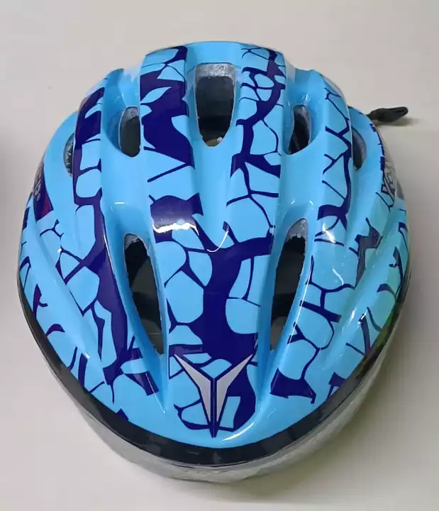 Cycling helmet uploaded by business on 9/28/2022