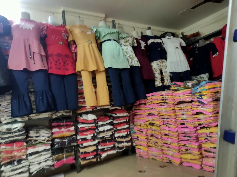 Factory Store Images of Saima trader