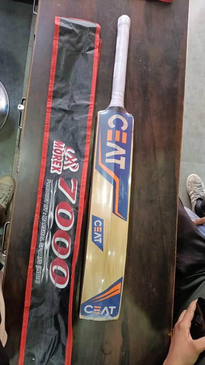Cricket bat kasmiri willow  uploaded by KALYANI TOYS on 9/29/2022