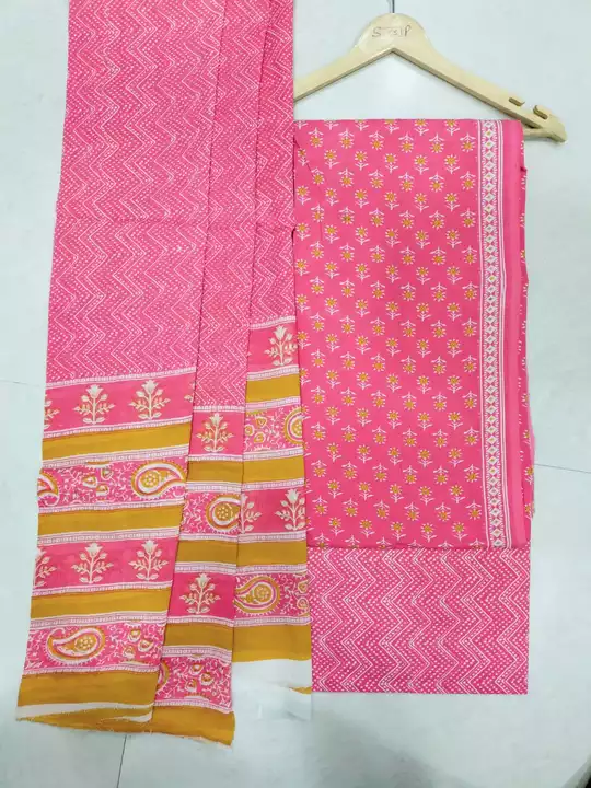 Post image Whatsapp- 8209280190

💃Hand block printed cotton suit💃
Good quality of cotton 
Length.  
Top.  2.50 MTR
Dupatta.  2.50 MTR 
Bottom.  2.50 MTR 

Price.   With Cotton dupatta 650