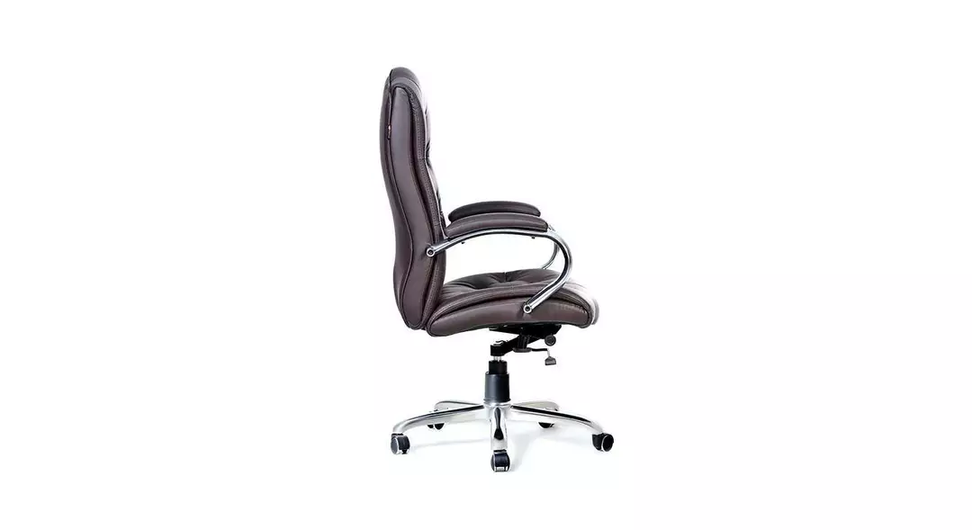 Boss plus chairs uploaded by Dc marts on 9/30/2022
