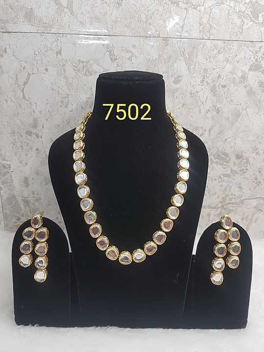 Single line kundan necklace set uploaded by business on 12/31/2020