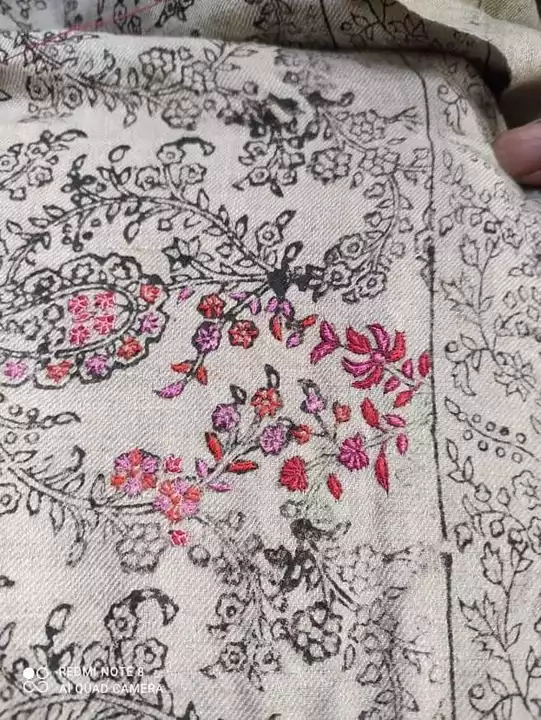 Pasmana shawl sami uploaded by business on 10/1/2022