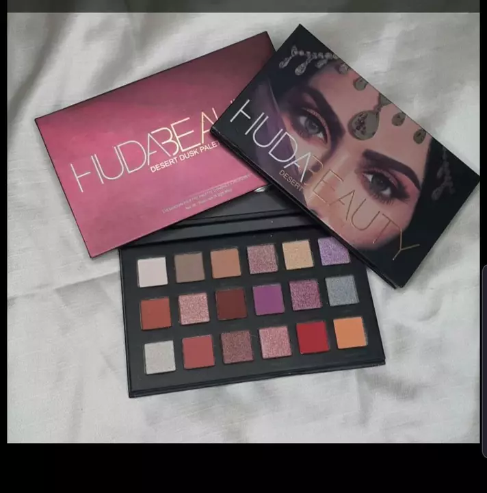 Post image I want 1 pieces of Huda beauty eyeshadow palette  at a total order value of 200. I am looking for Orignal or duplicate . Please send me price if you have this available.