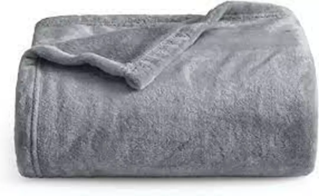 Post image I want 50+ pieces of Blanket at a total order value of 25000. I am looking for Dubbal bed. Please send me price if you have this available.