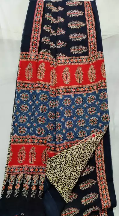 Post image Ajrak  printed cotton mulmul saree 

Fabric= Soft cotton 
                   
Technique = hand block print 

Colour = Natural dye

Size = Leanth 6.50 MTR with blouse
P.p=650