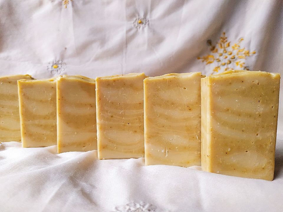 HONEYSUCKLE- cold process soap uploaded by Mushk - Nature in Bars & Bottles on 1/2/2021