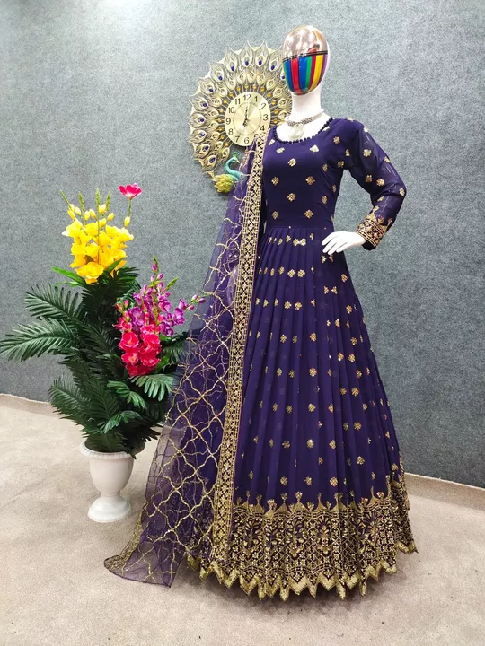 Gown With dupaatta uploaded by MAHADEV FASHION on 10/3/2022