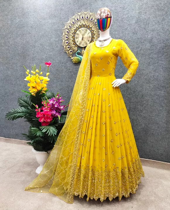 Gown With dupaatta uploaded by MAHADEV FASHION on 10/3/2022