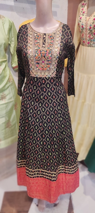 Foil print kurti uploaded by business on 10/4/2022