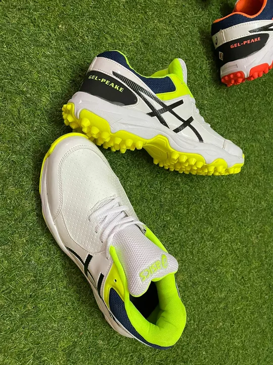Cricket shoes rubber sole uploaded by Partner sports on 10/4/2022