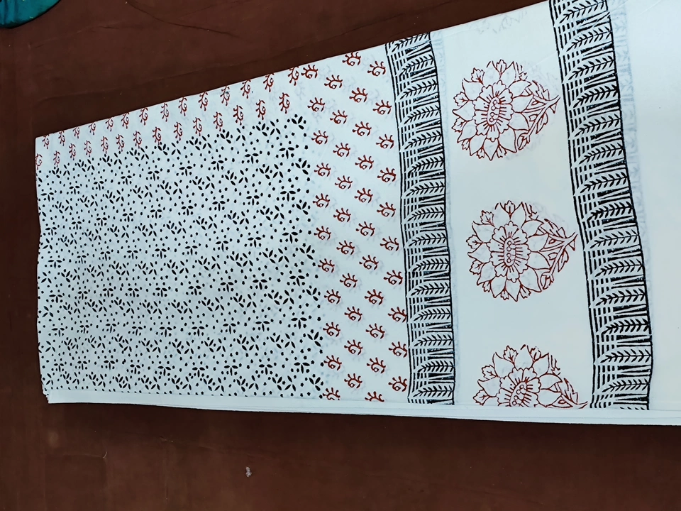 Duble bed sheets uploaded by Senior batik prints on 10/5/2022