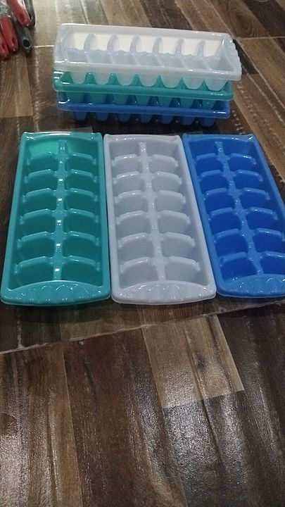 Ice tray uploaded by B.l.traders on 6/28/2020