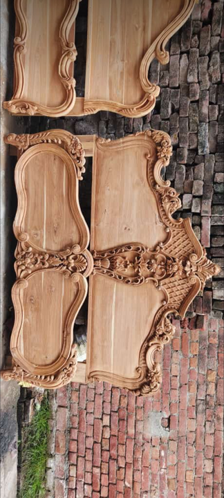 Sheesham wood bed uploaded by Rose wood Handicrafts on 10/6/2022