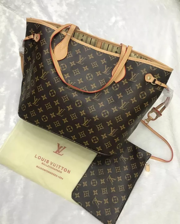Post image I want 1-10 pieces of Lv handbags  at a total order value of 1000. I am looking for I want lv ,gucci, mk handbags. Please send me price if you have this available.