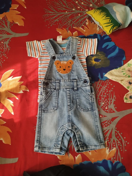 Baby clothes  uploaded by business on 10/6/2022