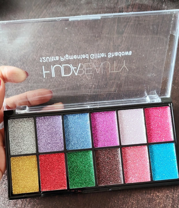 Huda eyeshadow glitter palette  uploaded by Rs enterprises on 10/7/2022