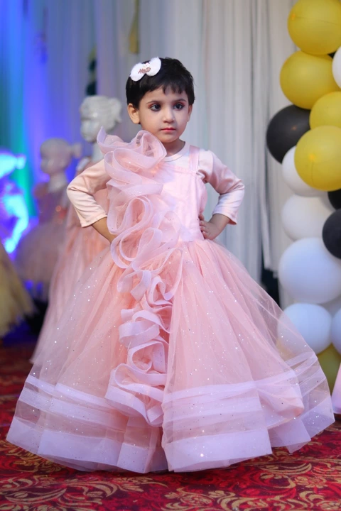 Kids gown uploaded by HAZRA FASHION CREATORS on 10/7/2022