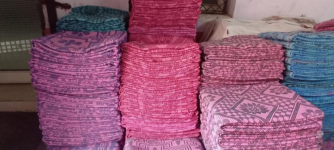  SOLAPUR Bleech cotton  bedsheet pair uploaded by PARVEZ HANDLOOM on 10/9/2022