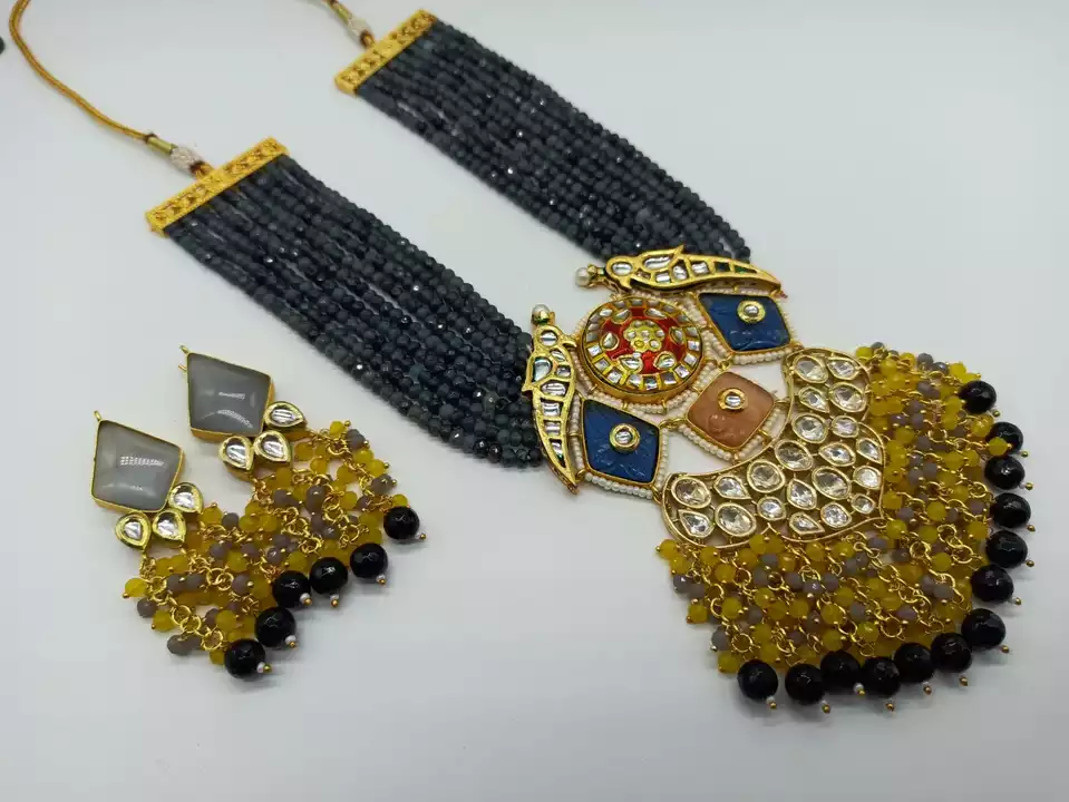 Kundan jewellery  uploaded by Mayavi Art Creations on 10/9/2022
