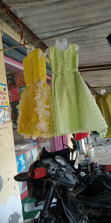 Kids wear uploaded by Shree BUDHIRAM REDIMENT DRESSES on 10/10/2022