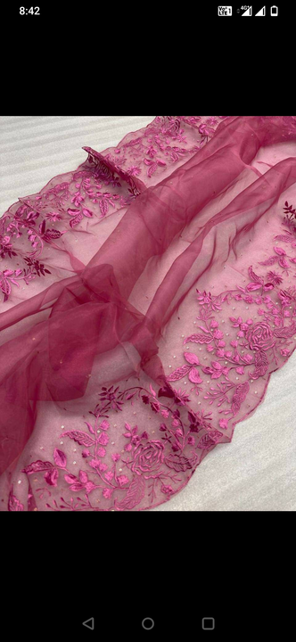 Post image I want 1-10 pieces of Saree at a total order value of 1000. I am looking for Need this saree . Please send me price if you have this available.