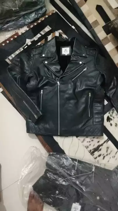 Pure Leather Jacket for Men  uploaded by business on 10/11/2022