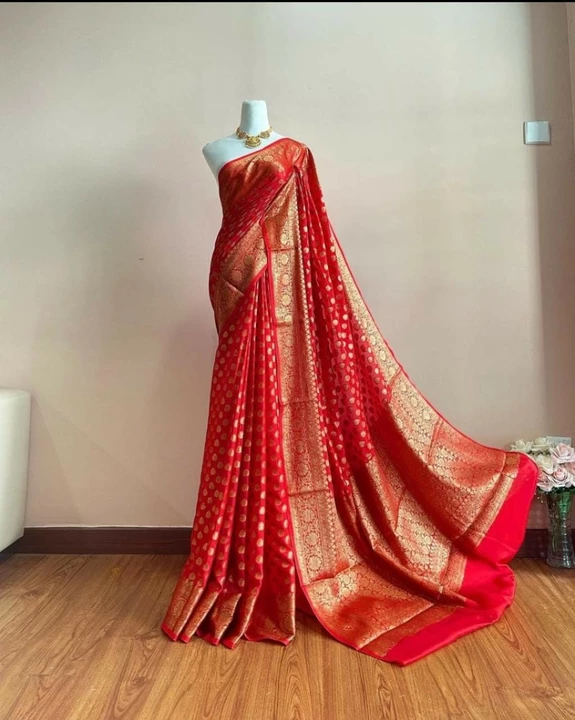 Post image *♨️❤‍🔥Latest Banarasi silk ❤‍🔥♨️i silk best qua has updated their profile picture.