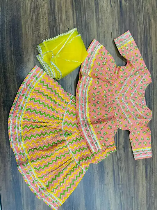 Product uploaded by Tana Tan Silk & Sarees on 10/12/2022