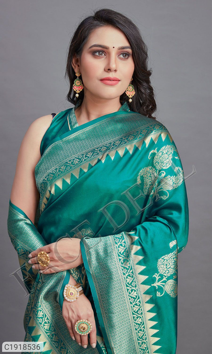 *Catalog Name:* Unique Jacquard Weaving Banarasi Silk Sarees uploaded by business on 10/12/2022