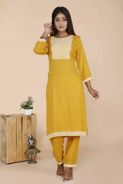 Post image I want 100 pieces of Kurti at a total order value of 10000. I am looking for Kuti Xl. Please send me price if you have this available.