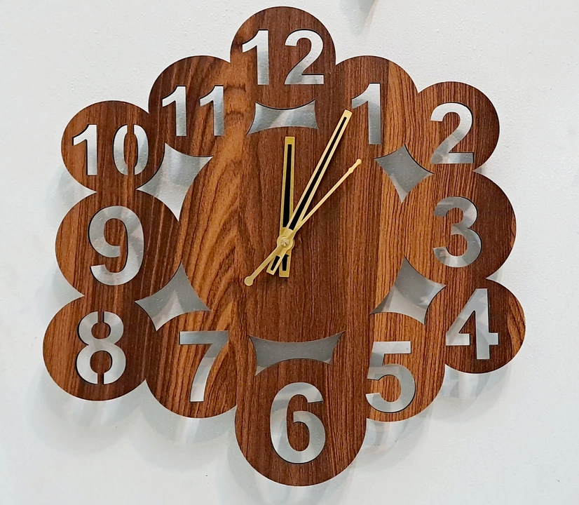 ROUND WALL CLOCK  uploaded by business on 10/15/2022