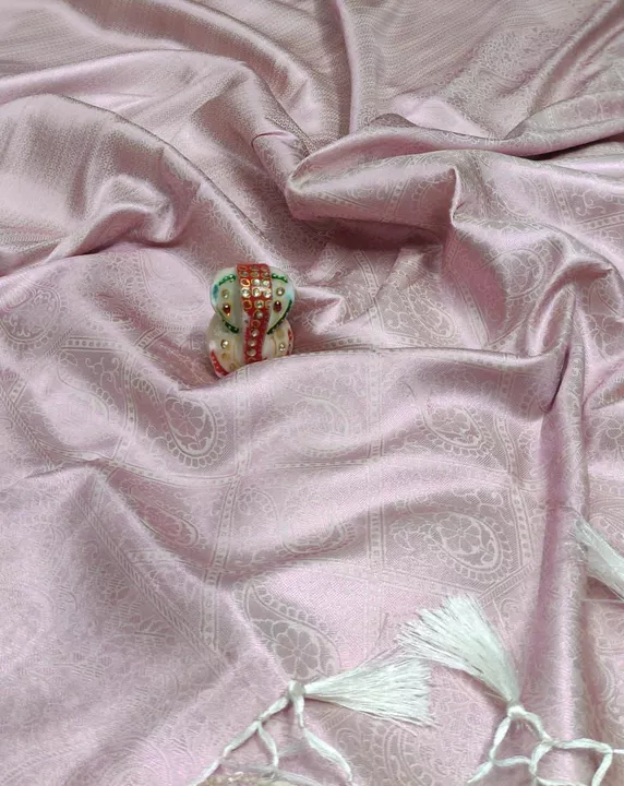 Copper zari soft silk saree uploaded by Supriya label on 10/15/2022