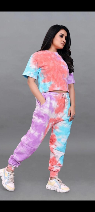 Product image of Dye tie joggers outfit, price: Rs. 240, ID: dye-tie-joggers-outfit-2882877d