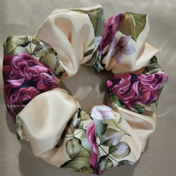 Satin Scrunchies  uploaded by business on 10/16/2022