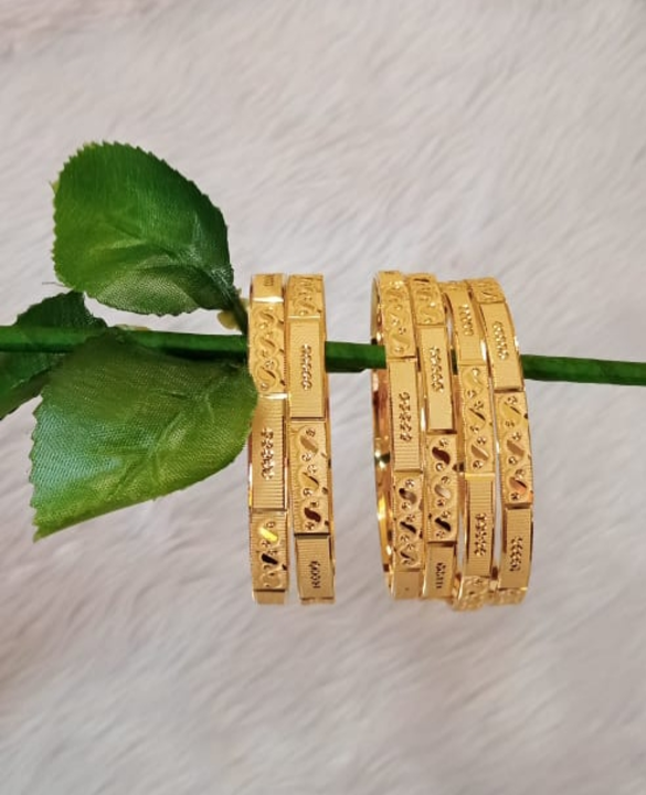 Post image Universal 1GM Gold Jewelry 
Manufacturer &amp;wholesaler 
Daily use bangles 
Call/whats app=9730712001
