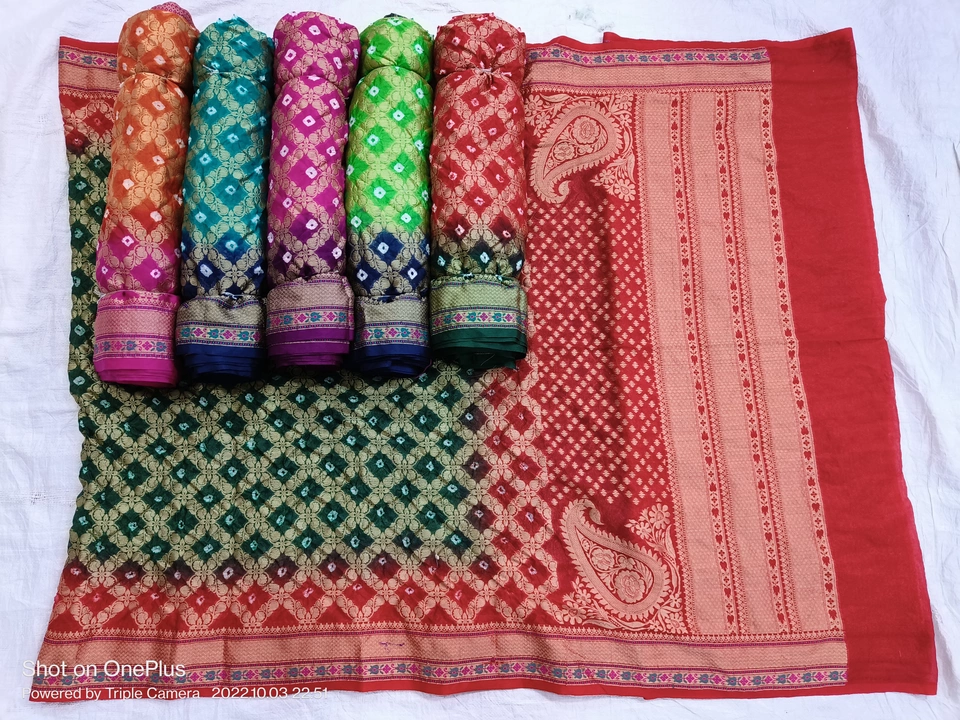 Banarasi carry kunya bandhani sarees  uploaded by Ashu on 10/17/2022