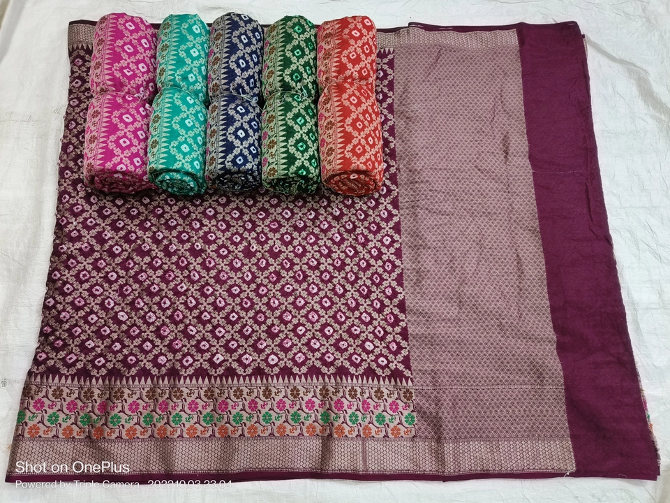 Banarasi warm silk bandhani sarees uploaded by business on 10/17/2022