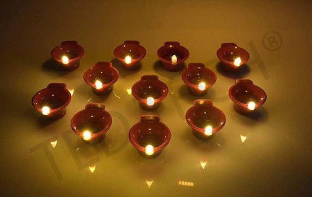 Post image I want 12 pieces of water diya at a total order value of 1000. Please send me price if you have this available.