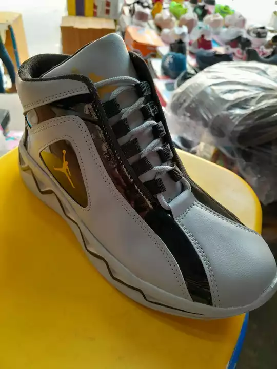 Jordan long
Shoes uploaded by business on 10/18/2022