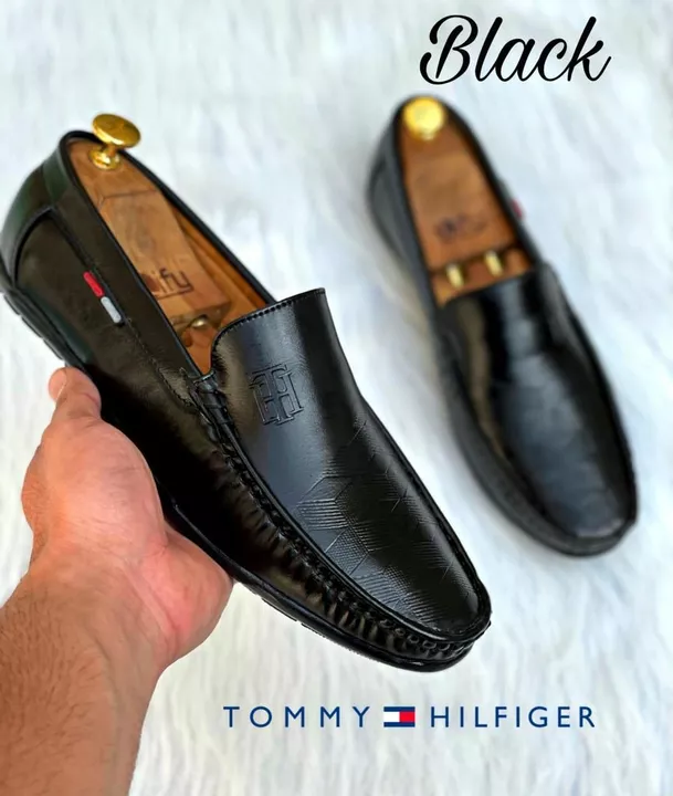 Tommy Hilfiger man shoe uploaded by siddha store on 10/18/2022