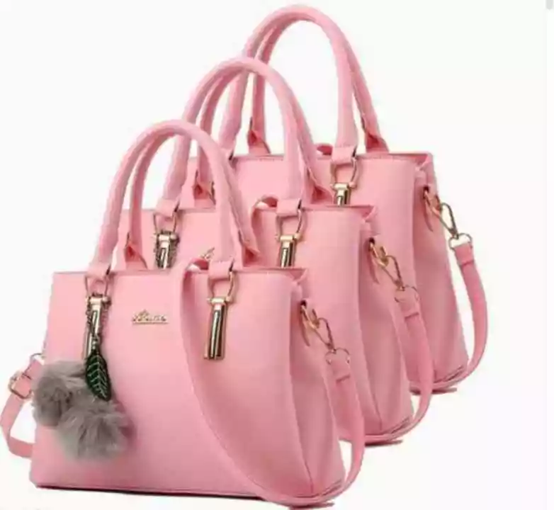 Trendy handbags 7 xx uploaded by CST paradise enterprises on 10/19/2022