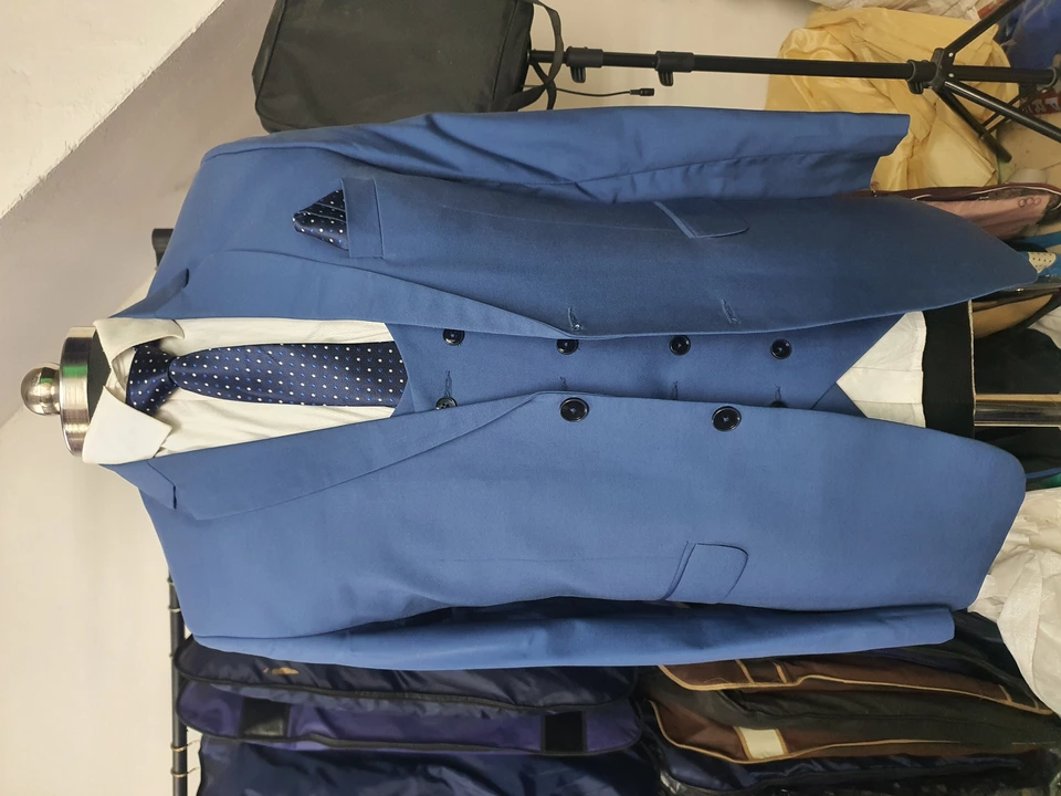 4 Pcs Suit uploaded by business on 10/19/2022
