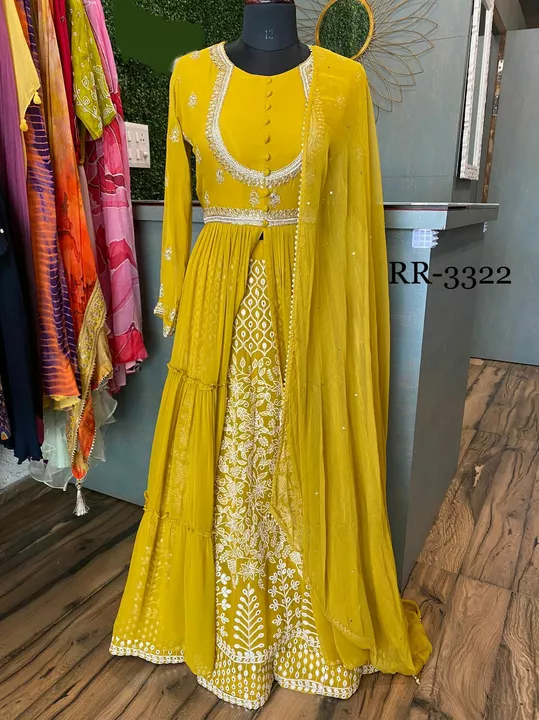 RR- 3322          🇮🇳

Ready To Wear💐
 
Pure Georgette Ready To Wear Long kurta With Front Slit An uploaded by AanviFab on 10/20/2022