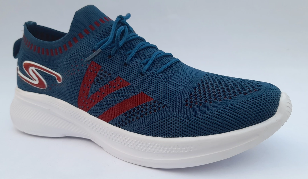 Men sports shoe uploaded by ScorSag Enterprises on 10/20/2022
