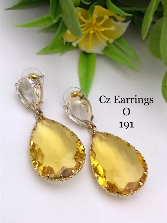 Post image High quality CZ earrings....single n bulk also available...bulk price r different...